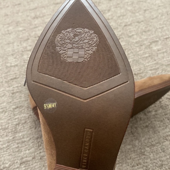 Vince Camuto Gigietta Suede Block Heel Western Cowboy Ankle Boots BrownTan s 9.5 - Picture 9 of 12